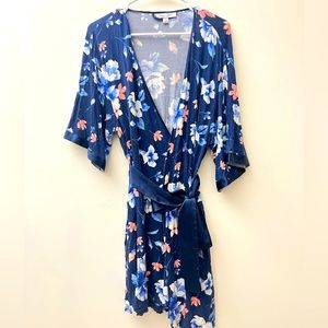 Morgan Taylor Intimates Blue Floral Kimono (XS)